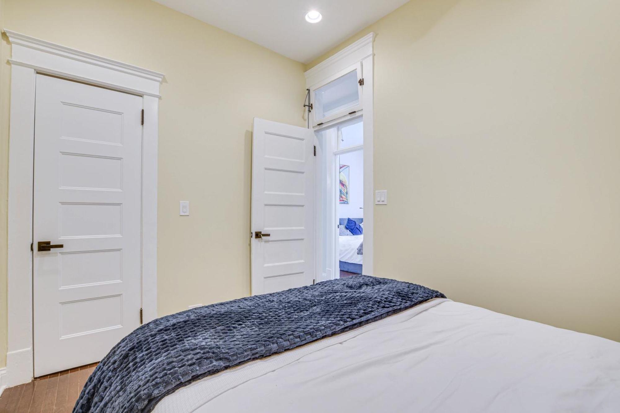 Spacious Condo With Deck About 3 Mi To Downtown Chicago! Zewnętrze zdjęcie