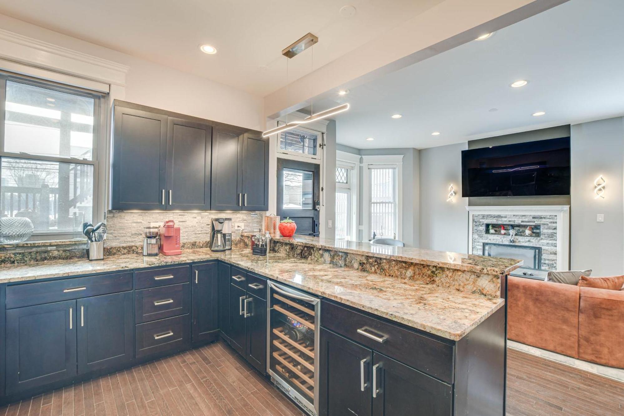 Spacious Condo With Deck About 3 Mi To Downtown Chicago! Zewnętrze zdjęcie