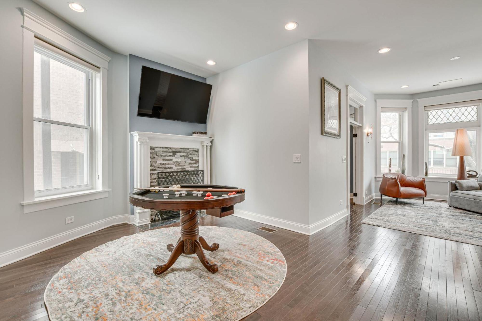 Spacious Condo With Deck About 3 Mi To Downtown Chicago! Zewnętrze zdjęcie