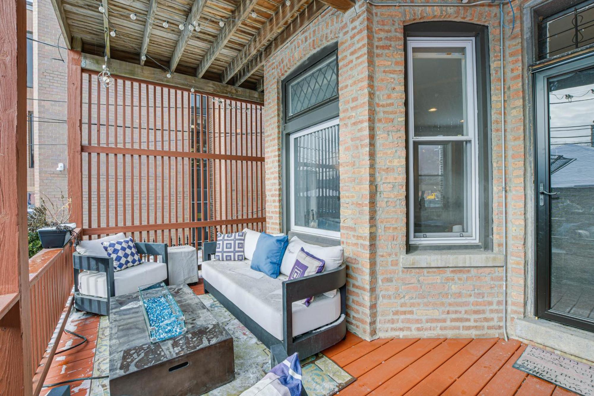 Spacious Condo With Deck About 3 Mi To Downtown Chicago! Zewnętrze zdjęcie